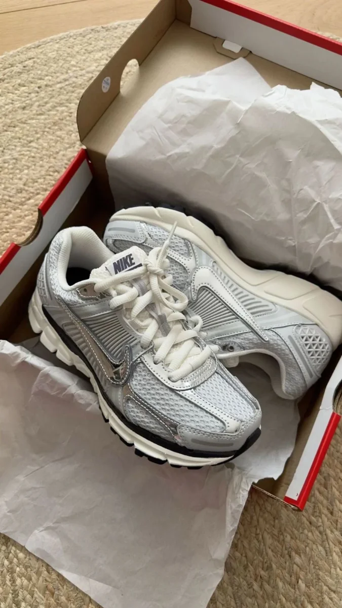 Nike V2K Plateados